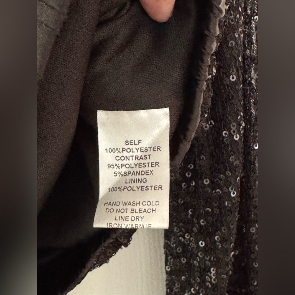 Mittoshop: Out on the Town Black Sequined CrossoverTop with privacy snap - Picture 6 of 9